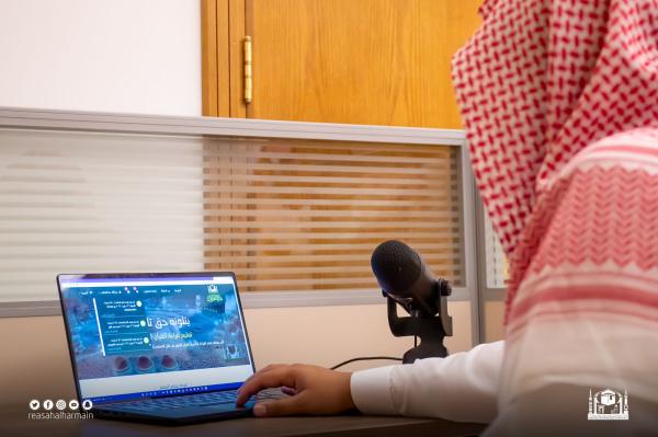 29 مقرئا ومقرئة لتعليم مسلمي العالم كتاب الله
