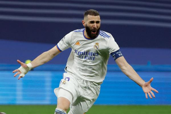 بنزيمة ينقذ ريال مدريد ويطيح بتشيلسي
