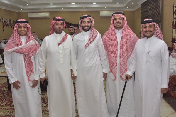 مجلس الجابري.. مشهد أصيل يعكس روح المحبة