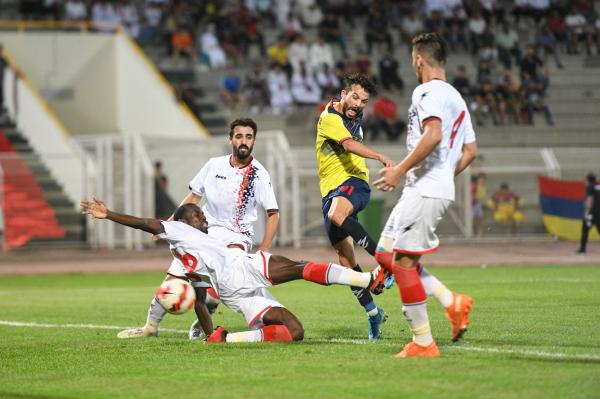 الرياض.. يقترب من الصعود للأولى