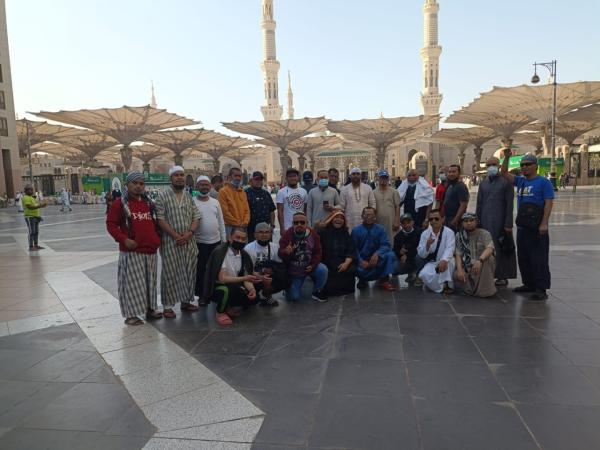 رحلات عمرة لـ 150 من الجاليات المسلمة