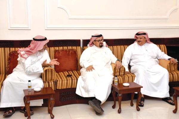 مجلس العنزي..مساحة رحبة لتلاقي الأفكار