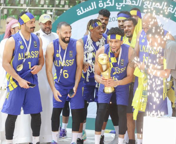 عمالقة النصر أبطال المربع الذهبي لكرة السلة