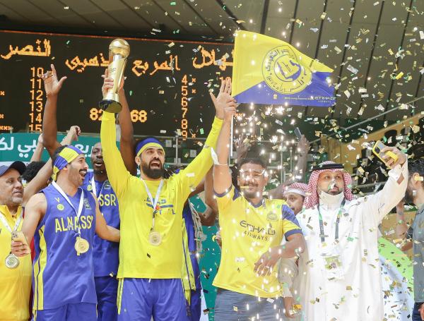 عمالقة النصر أبطال المربع الذهبي لكرة السلة