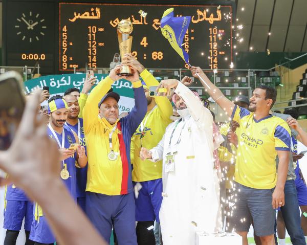 عمالقة النصر أبطال المربع الذهبي لكرة السلة