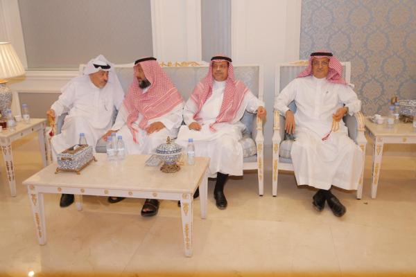 مجلس أسرة الماجد..مساحة رحبة لتلاقي الأفكار