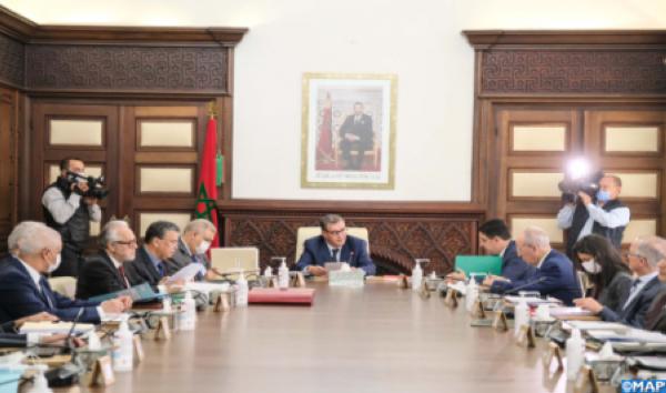 المغرب تمدد حالة الطوارئ الصحية لشهر إضافي