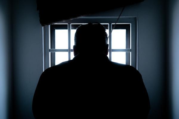 كولومبيا تسلم رئيس عصابة مخدرات إلى الولايات المتحدة