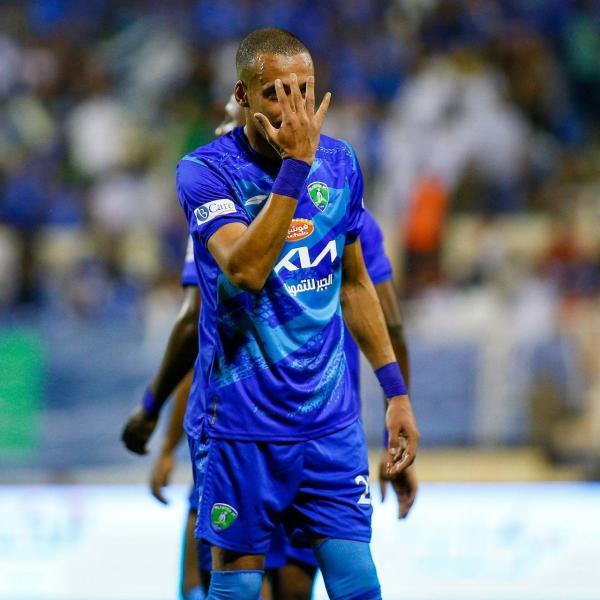 الفتح.. يؤجل أفراح الاتحاد.!