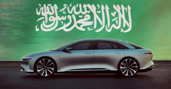 «سياست ديلي»: المملكة تعزز بصمتها في قطاع السيارات الكهربائية