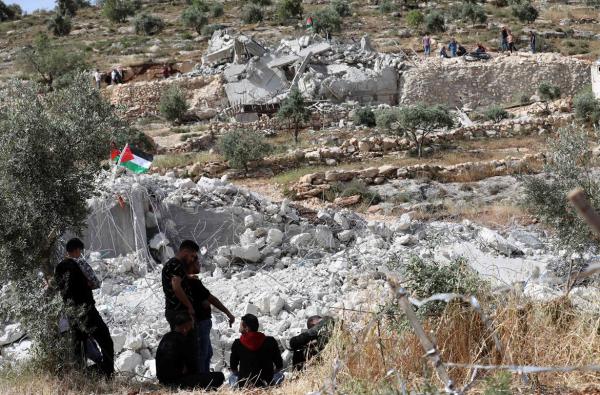 مقاتلات الاحتلال تشنّ غارات وهمية في قطاع غزة