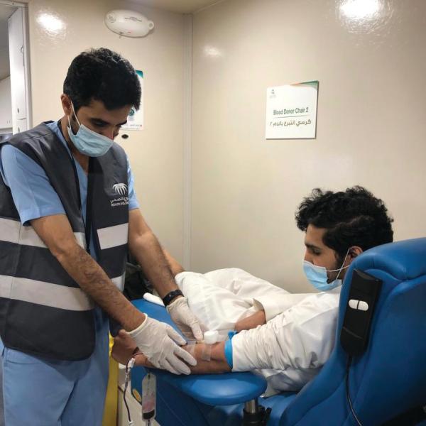 15 حملة تبرع بالدم في نجران