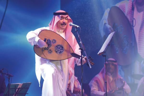 «عبدالكريم» يعود للحفلات الجماهيرية مع موسم جدة