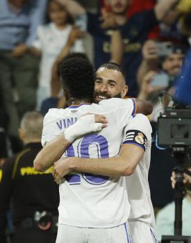 بنزيمة ثاني أفضل هداف في تاريخ ريال مدريد