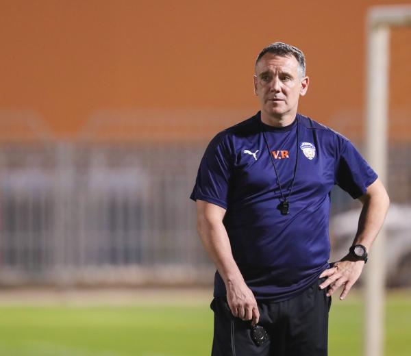الهلال يريح لاعبيه.. والفيحاء يغلق التدريبات