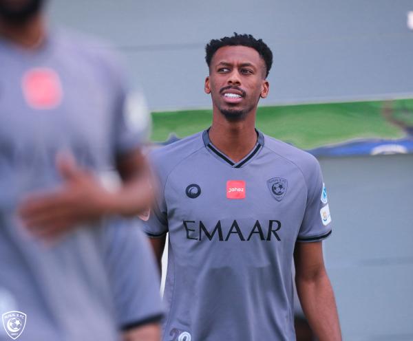 كنو يرافق الهلال.. الفيحاء يتدرب في جدة