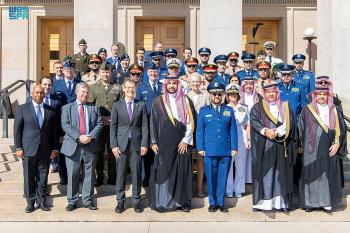 الأمير خالد بن سلمان يستعرض العلاقات الإستراتيجية مع وزير الدفاع الأمريكي