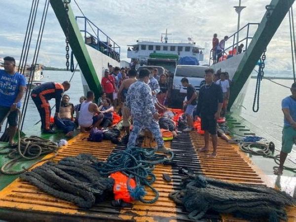 مقتل 7 أشخاص جراء حريق في «عبارة» بالفلبين