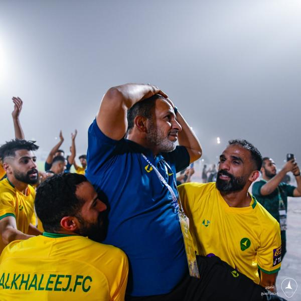 الخليج يحافظ على الصدارة.. والعدالة يعبر أحد