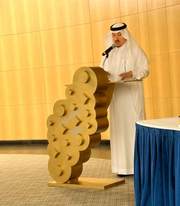 استعراض الفرص الاستثمارية للزراعة المائية في «بحرة» بمكة