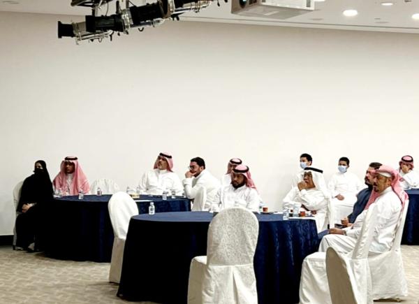 استعراض الفرص الاستثمارية للزراعة المائية في «بحرة» بمكة