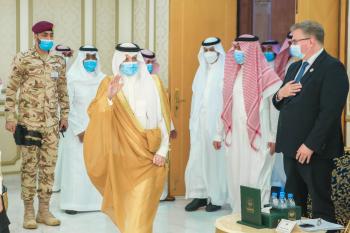 أمير الشرقية يبارك توقيع اتفاقية لتوظيف 21 مهندسة سعودية