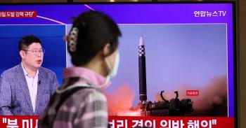 واشنطن وسيؤول تنددان بإطلاق كوريا الشمالية للصواريخ الباليستية
