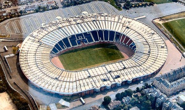 ويمبلي يتصدر الملاعب!