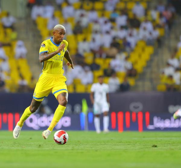 تاليسكا ينقذ النصر من فخ الأهلي