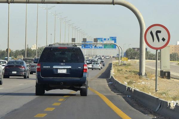 التغيير المفاجئ لسرعات الطرق يربك قائدي المركبات