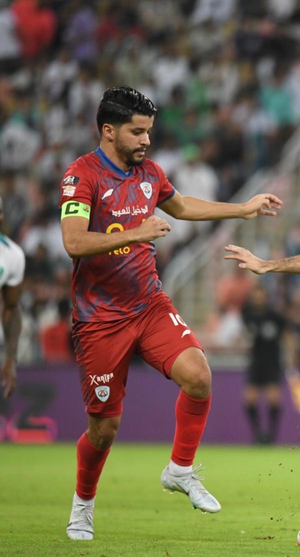 الهلال يستدرج أبهاآمال التعاون تصطدم بالفيحاء