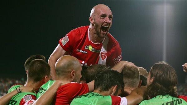 مونزا المملوك لبرلسكوني يتأهل للدرجة الأولى في إيطاليا لأول مرة