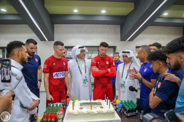زيلايا يغادر ضمك