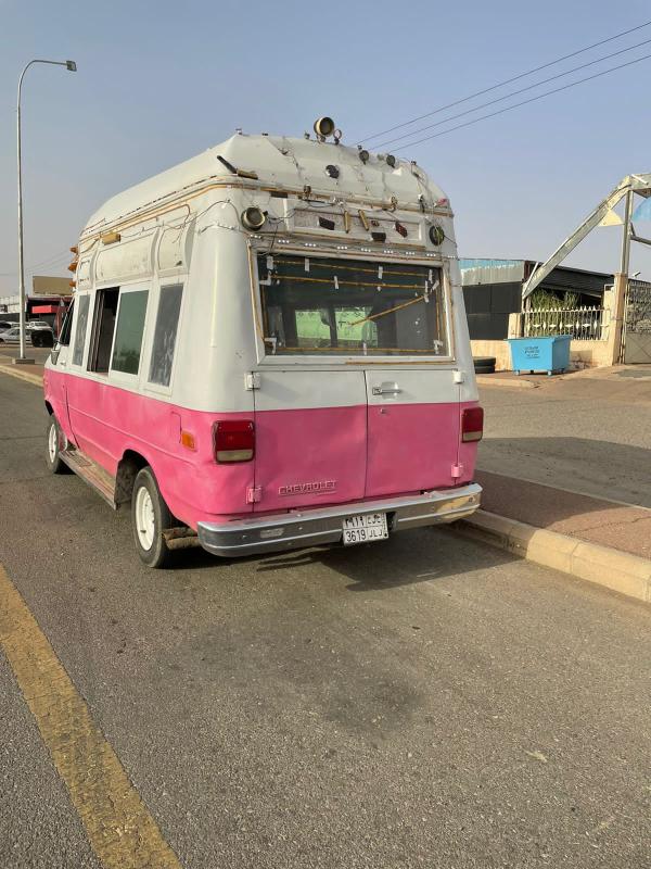 ضبط 26 عربة «آيس كريم» مخالفة بحائل