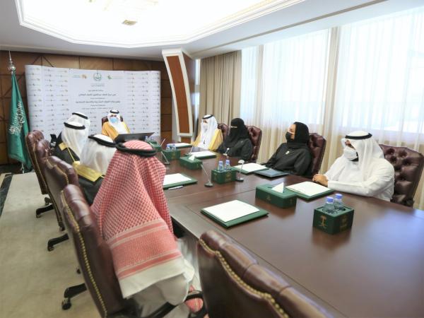 أمير الشرقية: الأسرة هي نواة المجتمع.. والترابط من أهم الثوابت