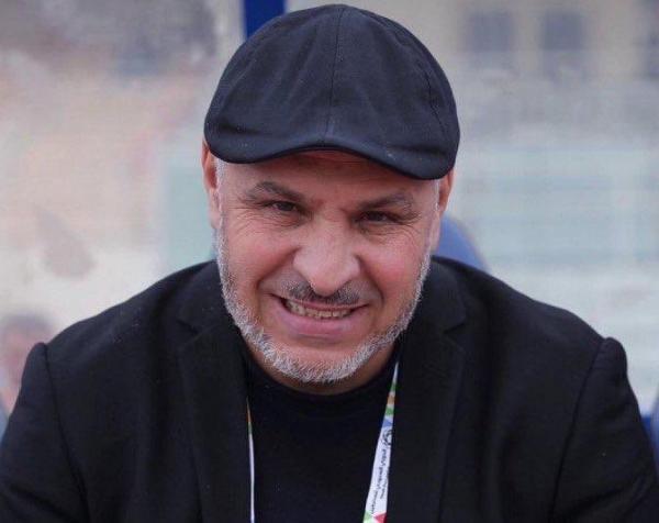 «بن زكري» يرفض الرائد
