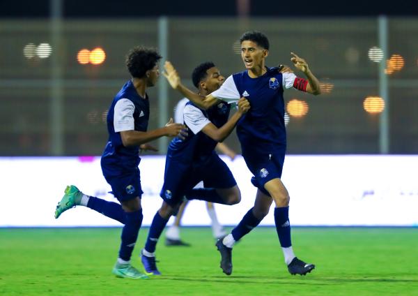 وزير الرياضة يشهد منافسات نخبة المملكة لدوري المدارس