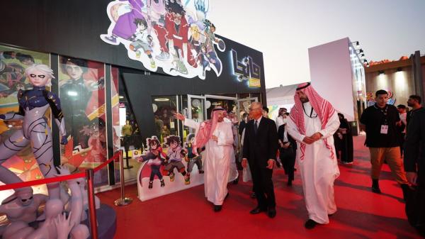 بالصور.. السفير الياباني يزور «قرية الأنيمي» في موسم جدة