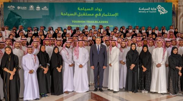 تأهيل الكوادر الوطنية في «السياحة» يوفر مليون وظيفة في 2030