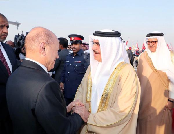 ابن مبارك يبحث في البحرين خروقات الحوثي للهدنة