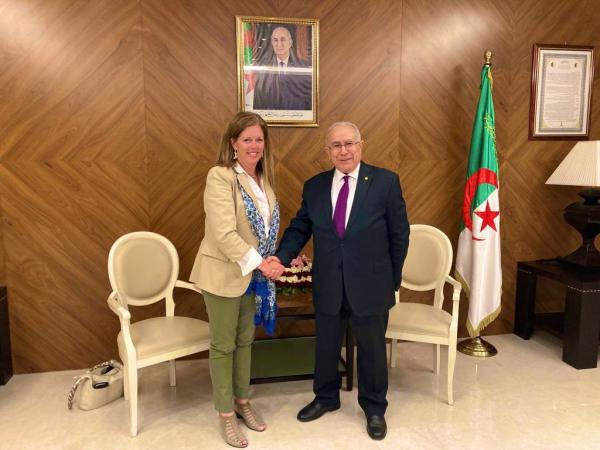 ليبيون يغلقون ميناء السدرة النفطي دعما لحكومة باشاغا