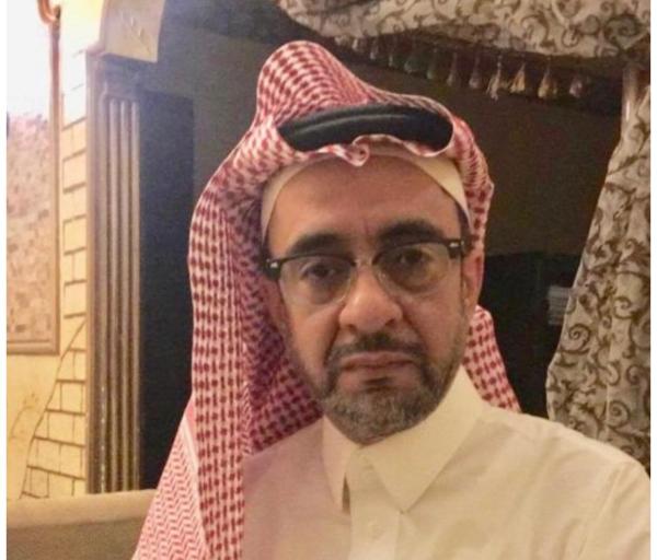 «حسين العوامي» يتلقى التعازي في حرمه