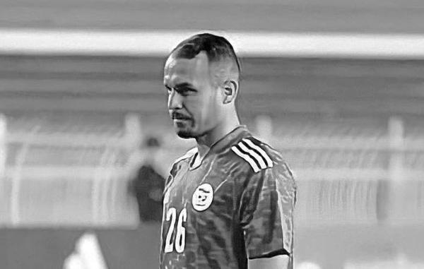 وفاة بن حمودة لاعب المنتخب الجزائري للمحليين