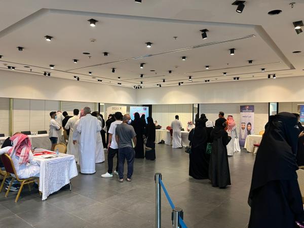 ملتقيات التوظيف..بين «الجدوى».. و«الاستعراض»