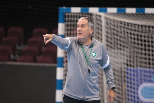 4 مباريات أهلت المنتخب