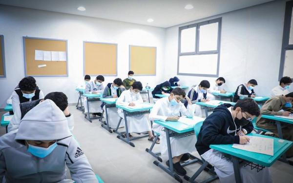 التفكير في أخطاء الامتحانات يضر الطالب
