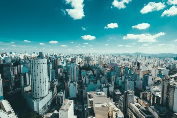 البرازيل تسجل فائضاً تجارياً بقيمة 4.9 مليار دولار