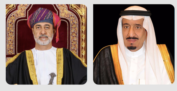 خادم الحرمين يبعث برسالة لسلطان عمان