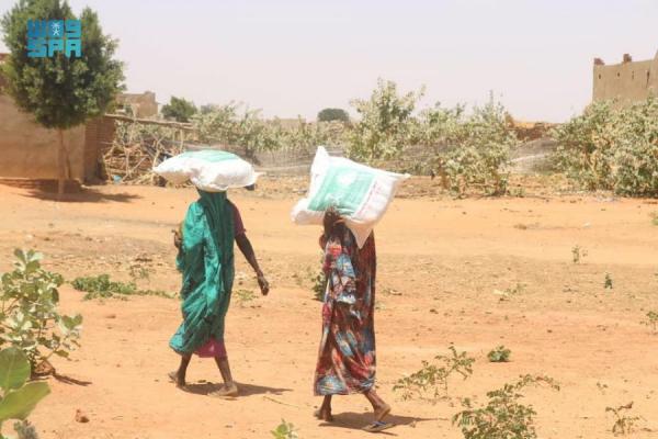 الجوع يهدد نحو نصف عدد سكان السودان