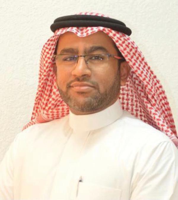 فريق مدرب لاصطياد تمساح كورنيش سيهات
